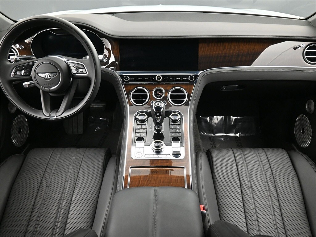 2022 Bentley Continental GT V8 photo 4