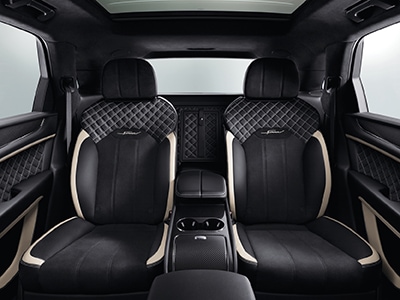 NEW BENTAYGA SPEED back seat