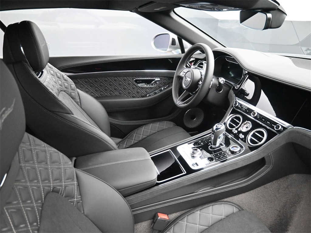 Used 2024 Bentley Continental GTC Mulliner with VIN SCBDT4ZG9RC016888 for sale in Miami, FL