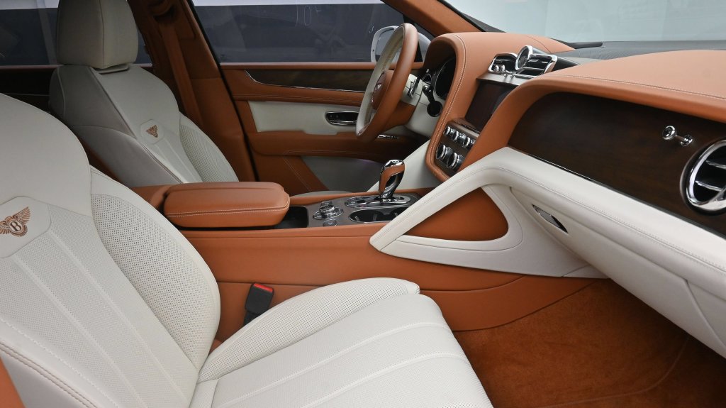Certified 2025 Bentley Bentayga V8 SUV