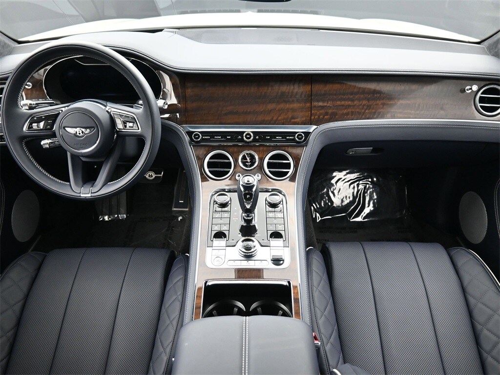 2022 Bentley Continental GT V8 photo 4