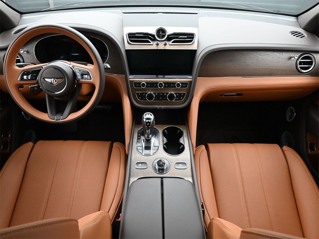 2024 Bentley Bentayga EWB Azure photo 4