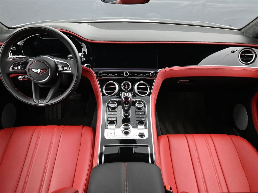 2022 Bentley Continental GT V8 photo 4