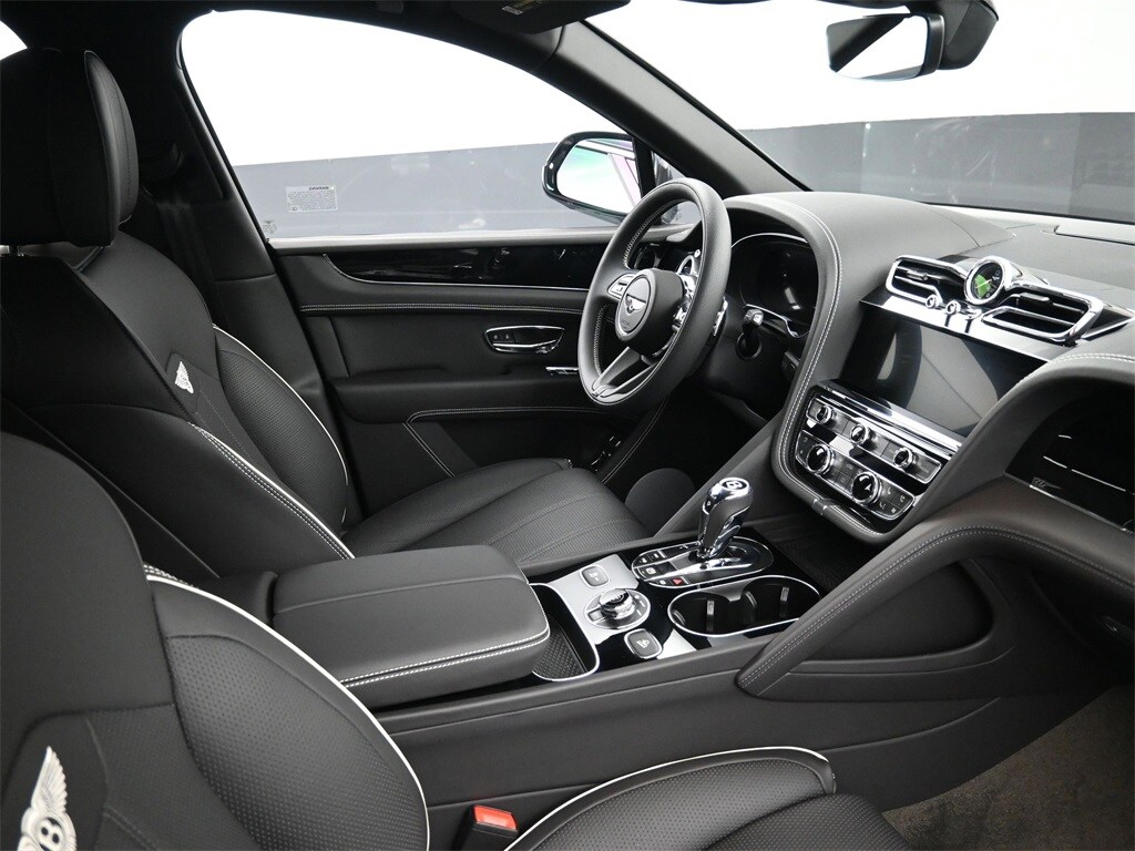 2023 Bentley Bentayga EWB Azure photo 2