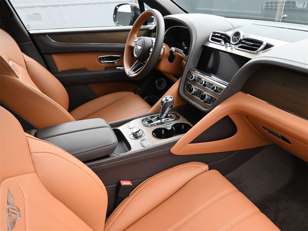 Used 2024 Bentley Bentayga Azure with VIN SJAHT2ZV9RC026677 for sale in Miami, FL