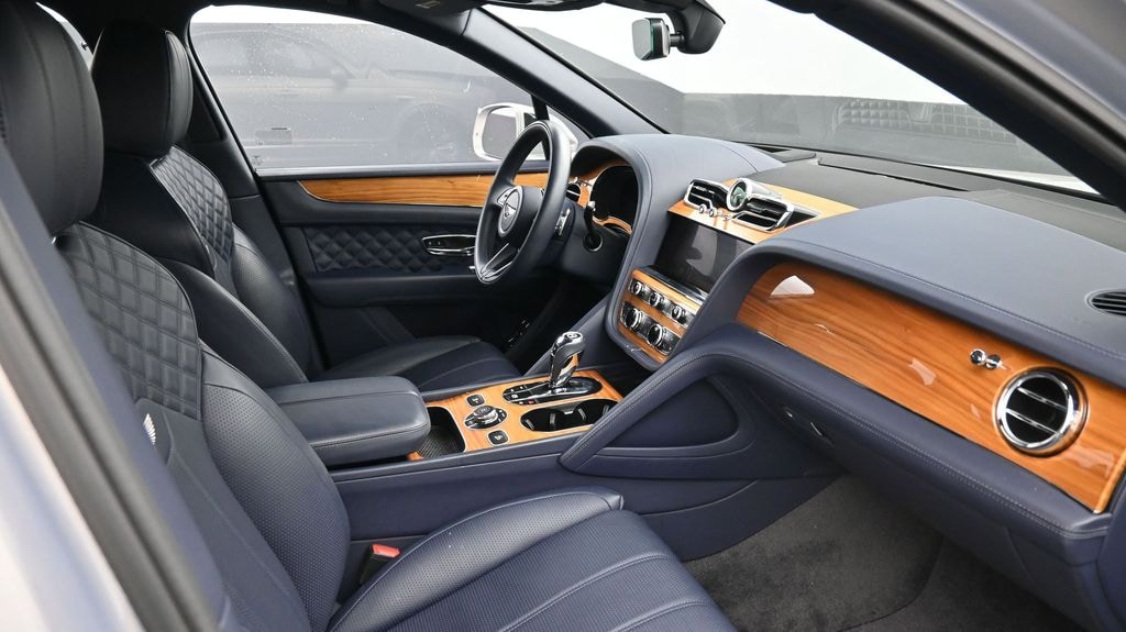 Certified 2022 Bentley Bentayga V8 SUV
