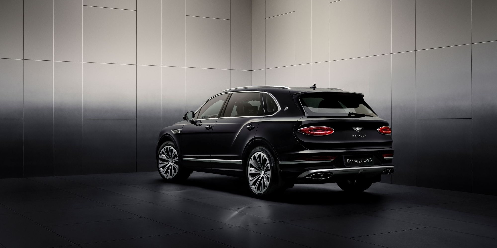 Bentayga%20Atelier%20-%20Light%20Onyx%20-%207.jpg