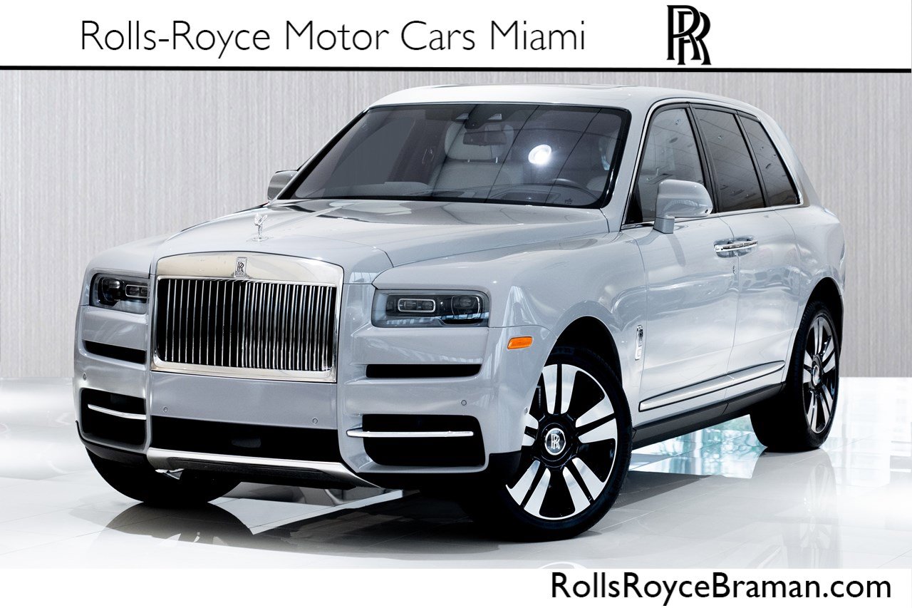 2022 Rolls-Royce Cullinan SUV Digital Showroom