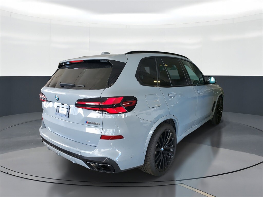 2024 Bmw X5 M60i photo 2