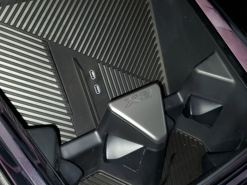 2026 BMW X3 30 - Photo 23