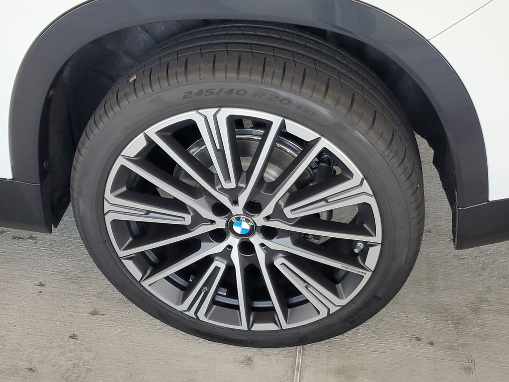 2026 BMW X1 28i - Photo 5
