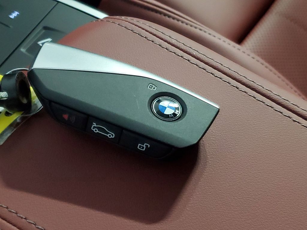 2026 BMW X1 28i - Photo 25