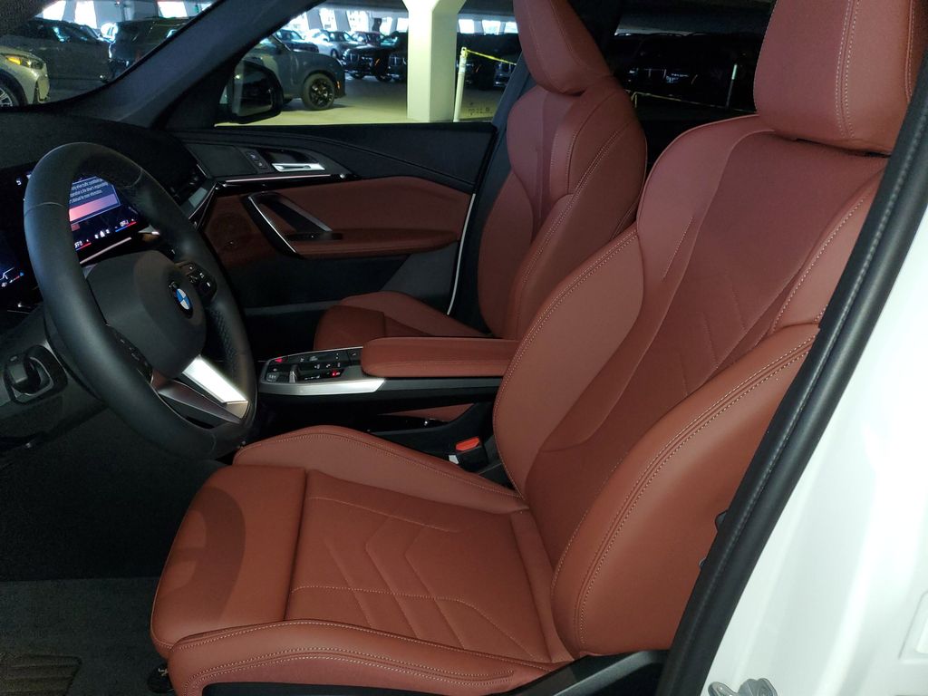 2026 BMW X1 28i - Photo 16