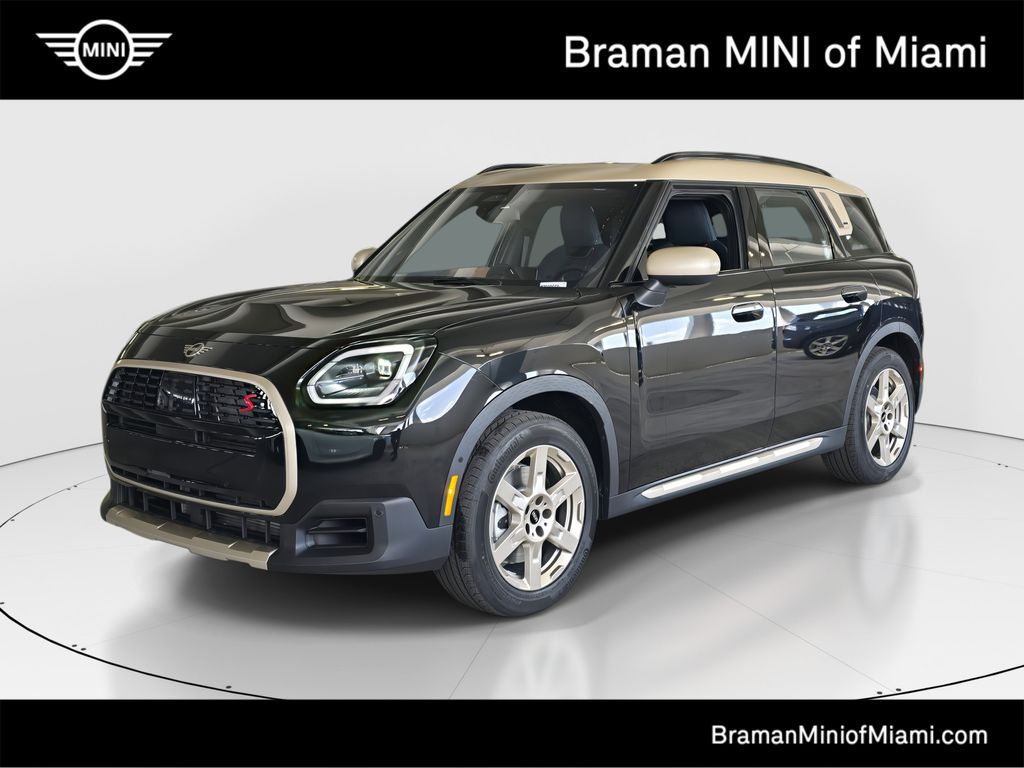 2025 MINI Countryman S ALL4's photo