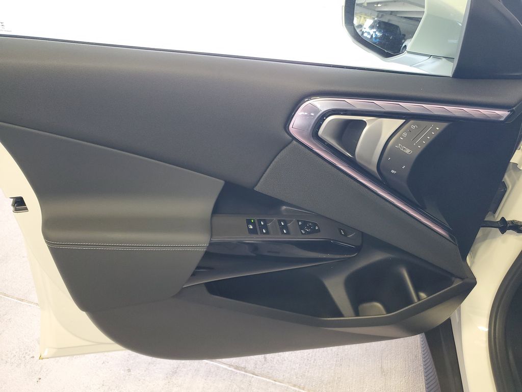2026 BMW X3 30 - Photo 14