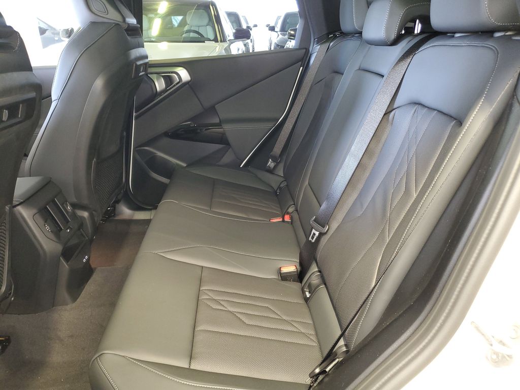 2026 BMW X3 30 - Photo 11