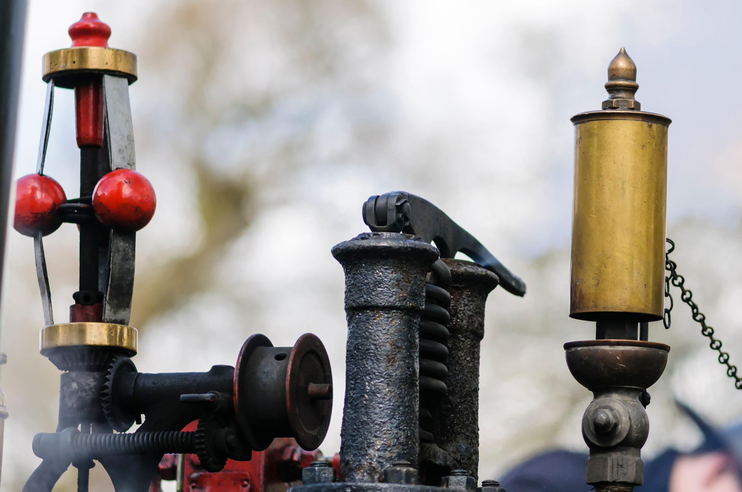 Whistle on Top Engine