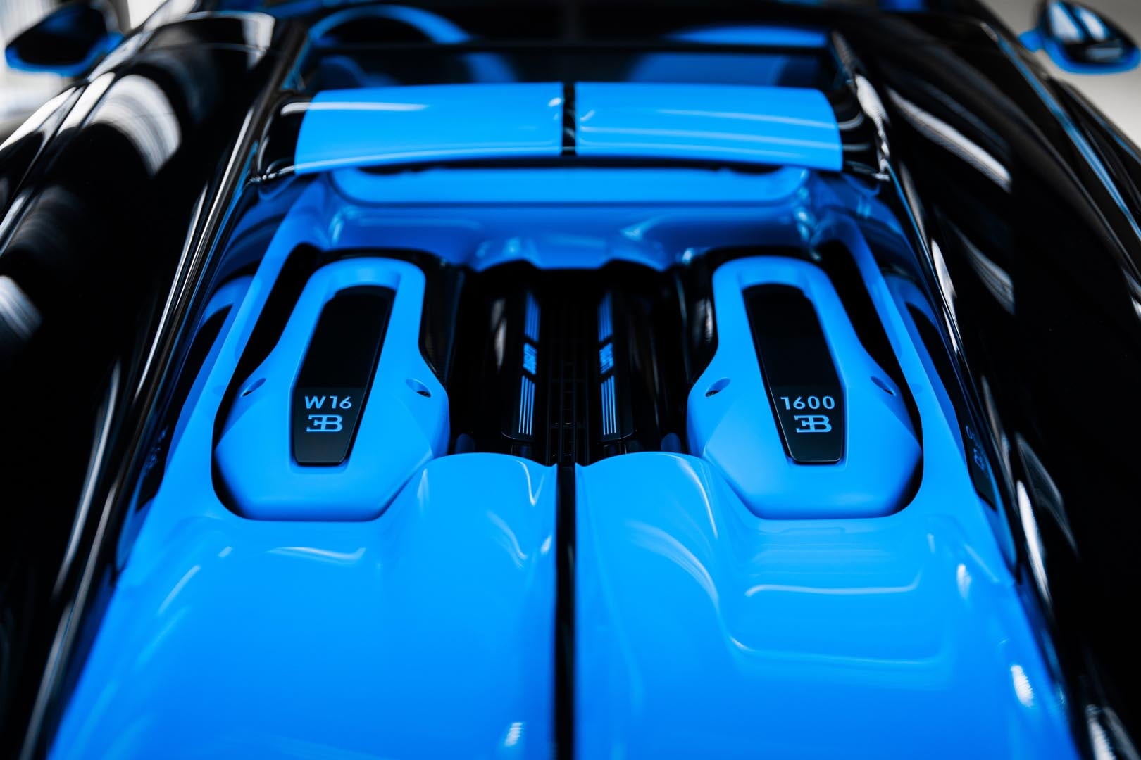 W16 Engine Image