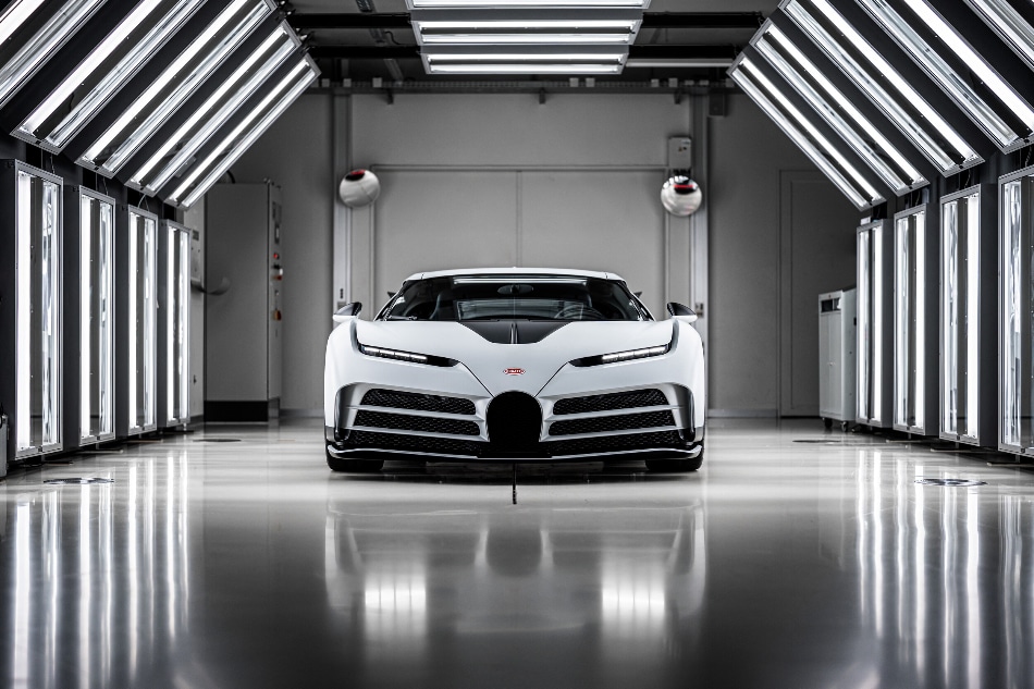 01%20BUGATTI%20Full-950x633.jpg
