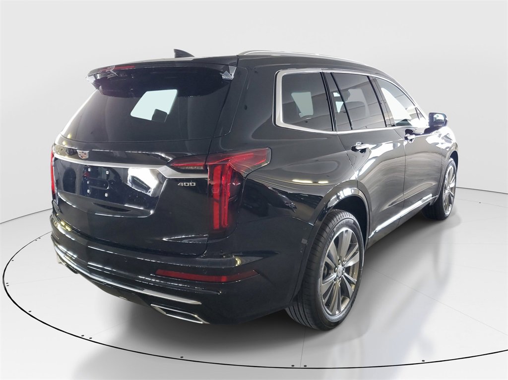 2025 Cadillac XT6 Premium Luxury photo 3