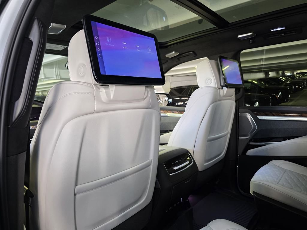 2026 Cadillac Escalade ESV Platinum Sport - Photo 12