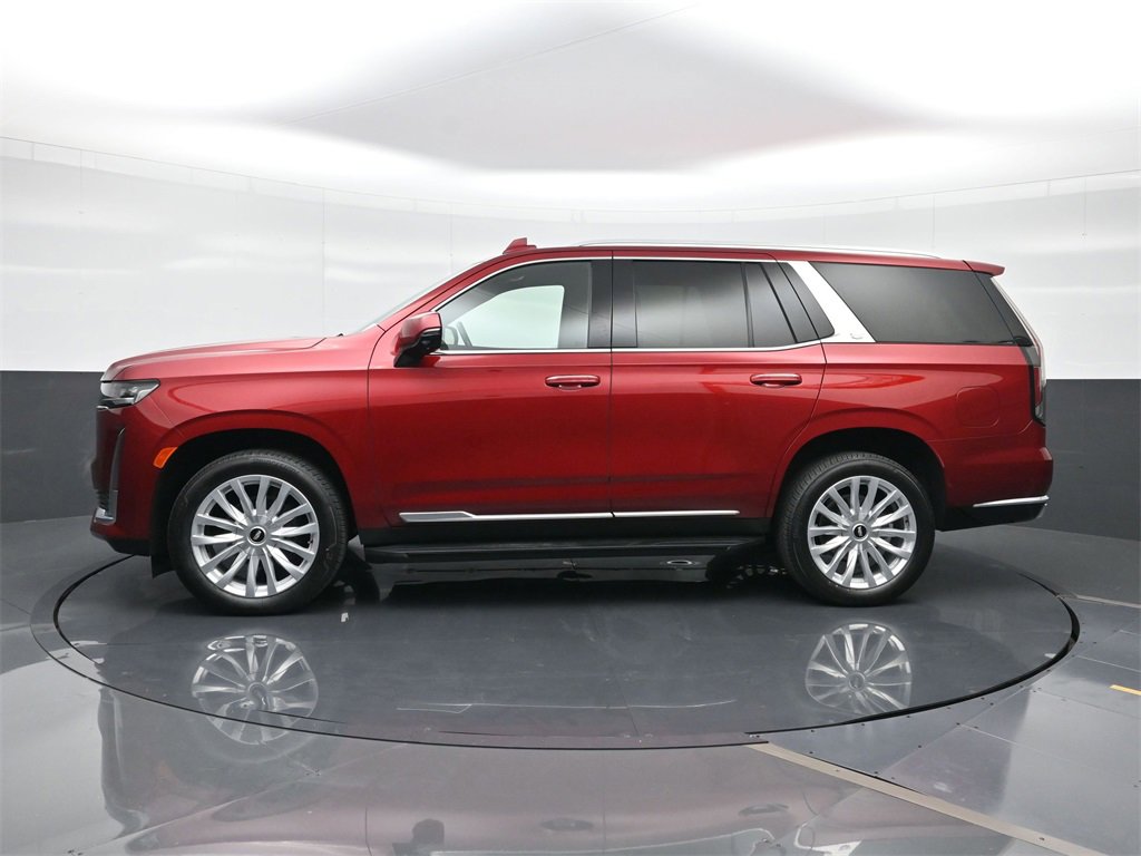 2023 Cadillac Escalade Luxury photo 3