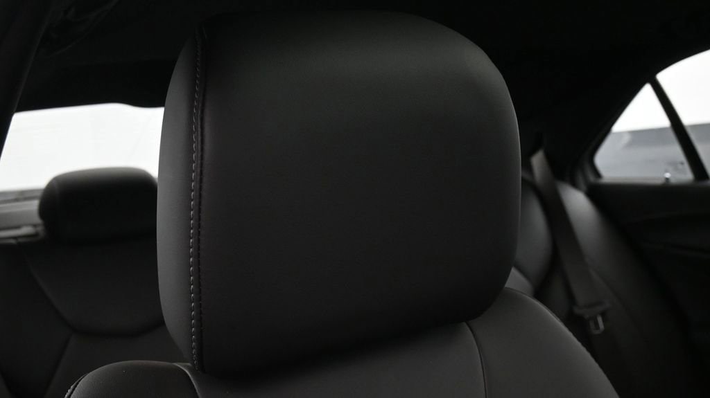 2024 Cadillac CT4 Luxury - Photo 18