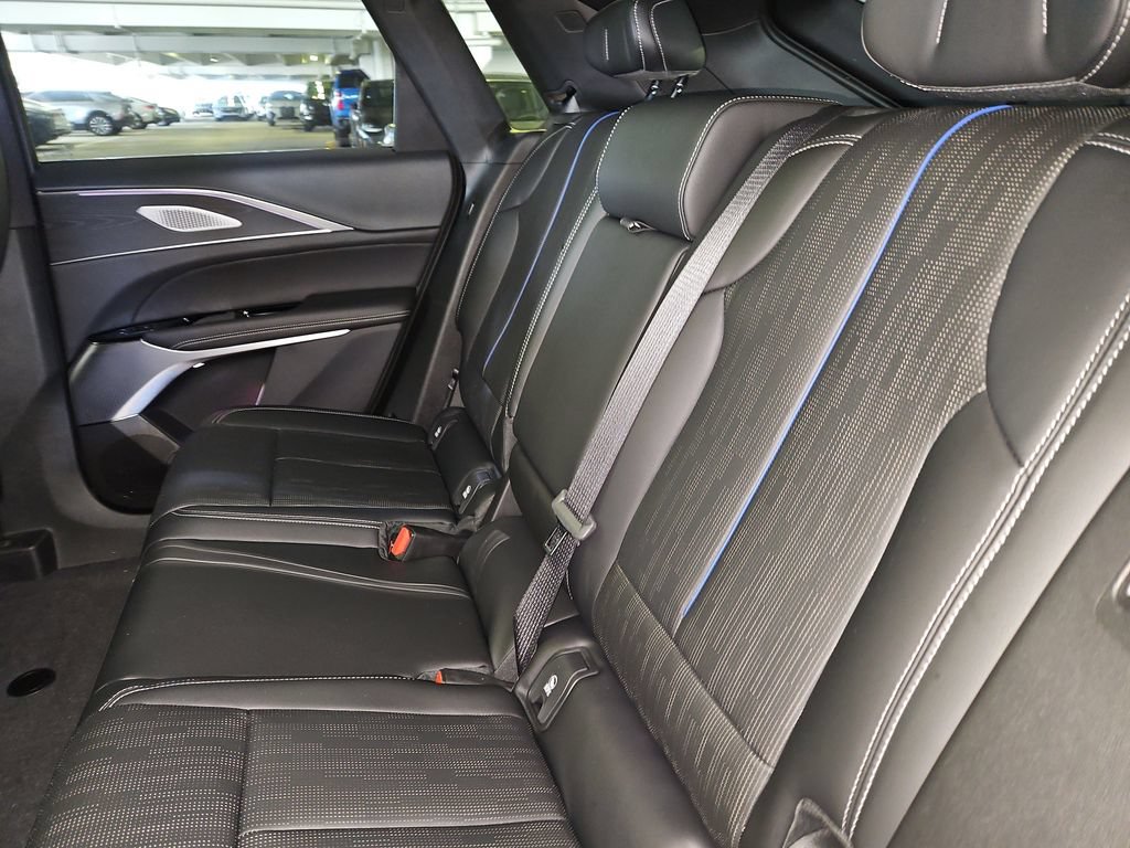 2026 Cadillac LYRIQ V - Photo 20