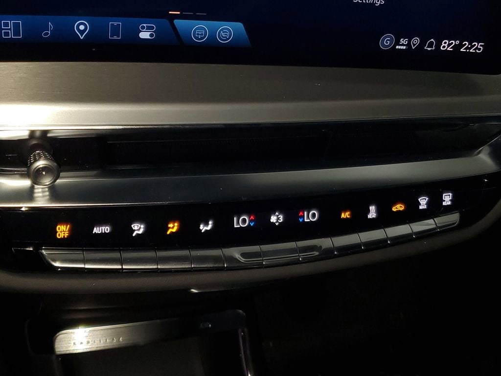 2025 Cadillac LYRIQ Sport 2 - Photo 21