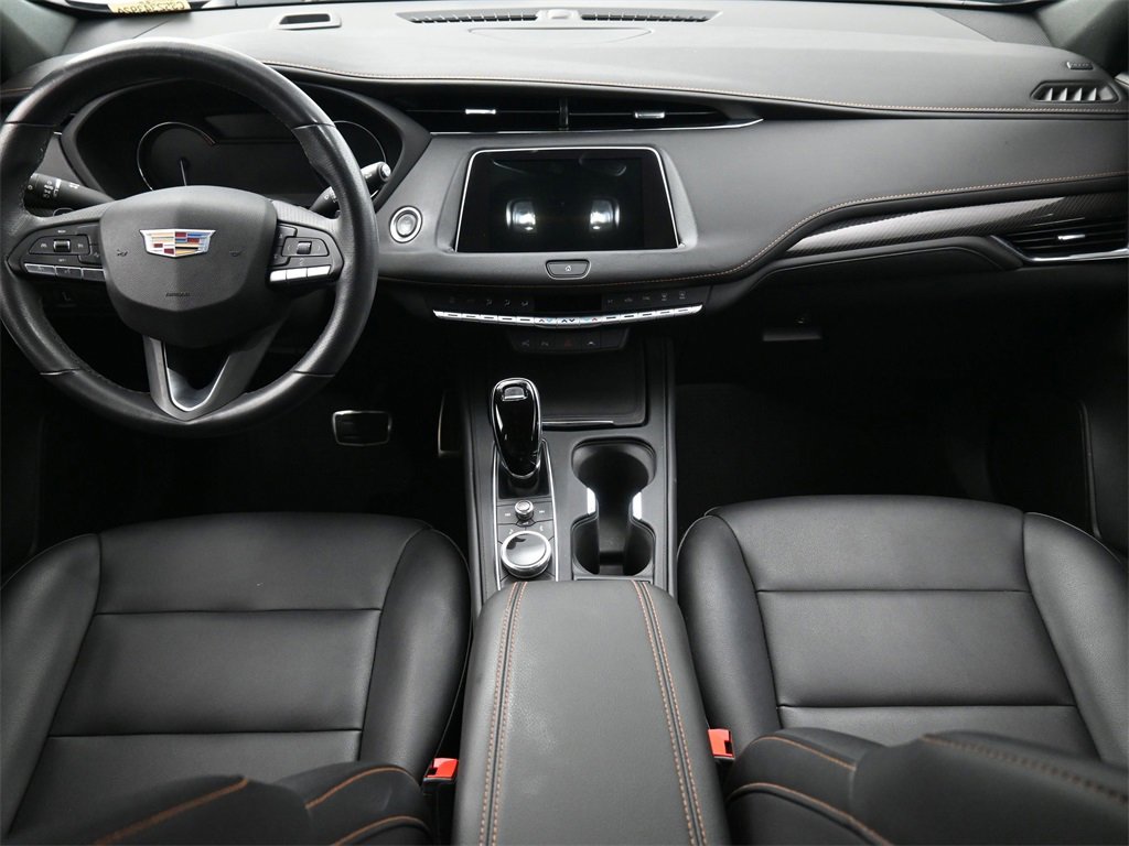 2022 Cadillac XT4 Sport photo 4