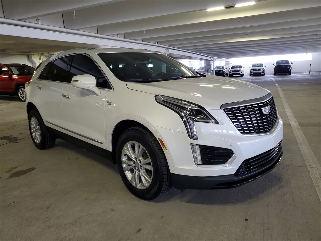 2021 Cadillac XT5 Luxury photo 2