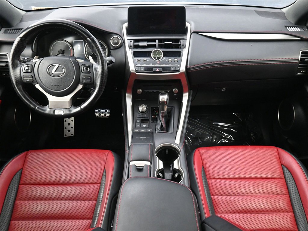 2021 Lexus NX 300 F SPORT photo 4