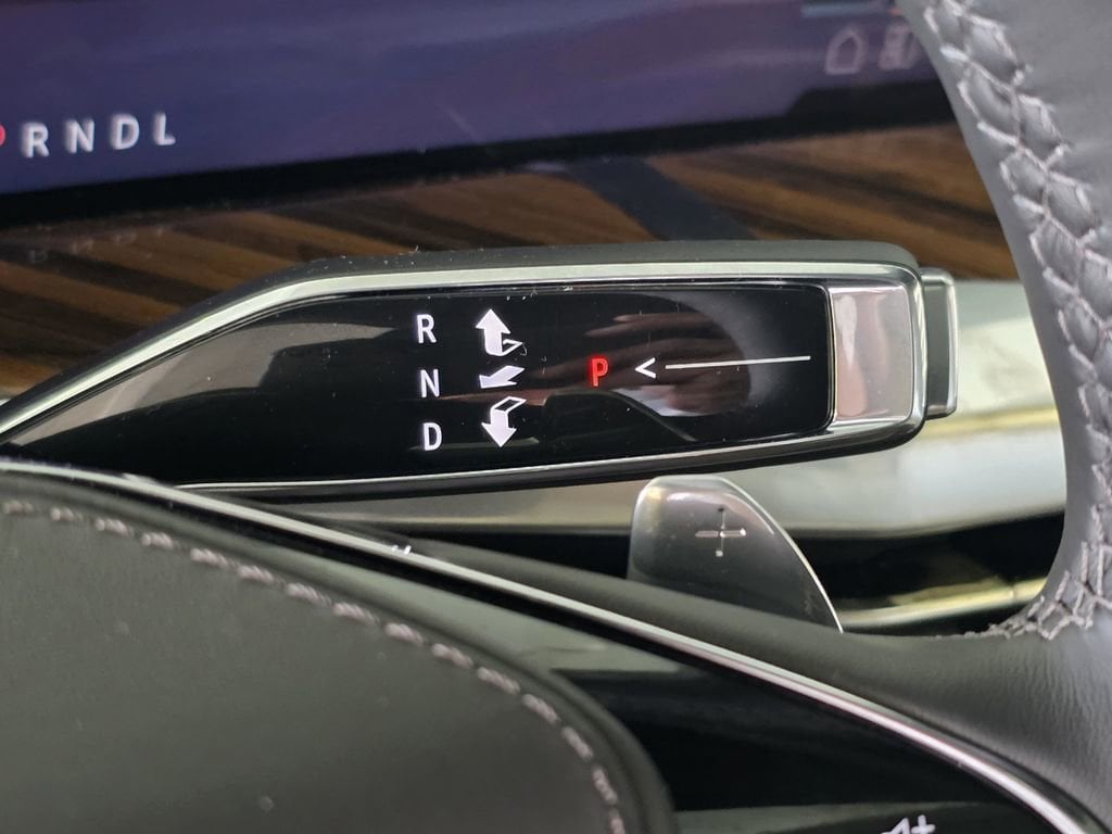 2026 Cadillac Escalade Platinum Sport - Photo 21