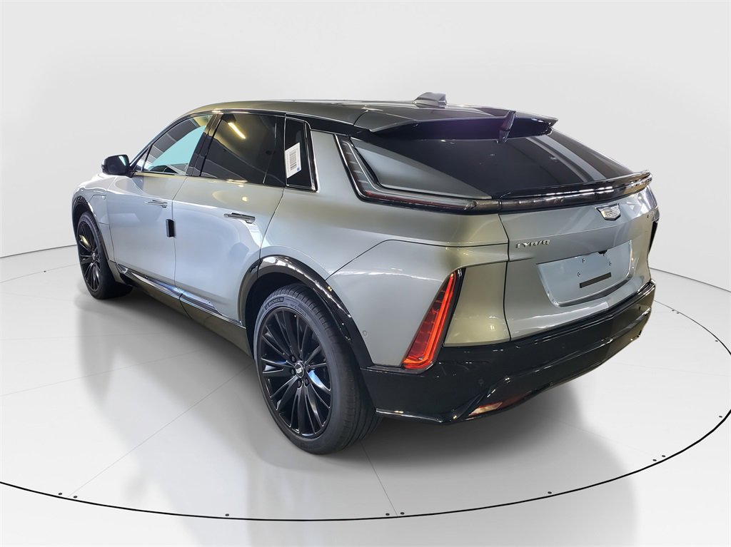 2025 Cadillac Lyriq Sport photo 4
