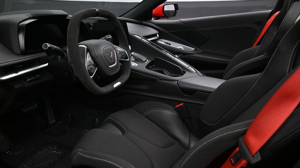 2025 Chevrolet Corvette 1LZ - Photo 7