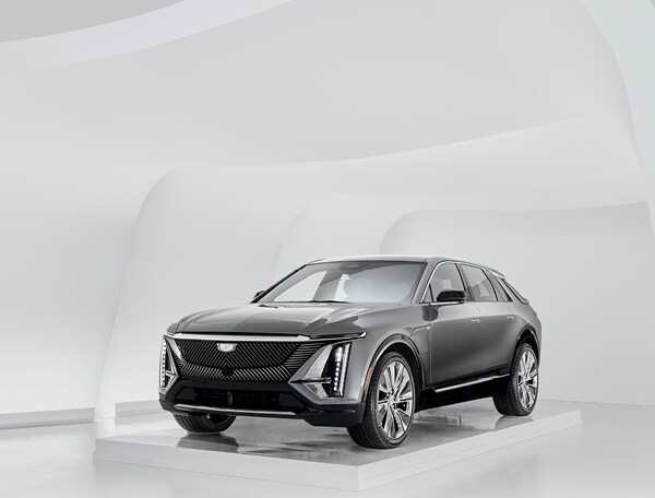 2023 NEW LYRIQ SIMPLICITY