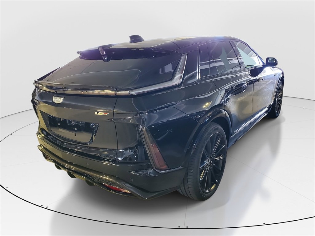 2026 Cadillac Lyriq photo 3