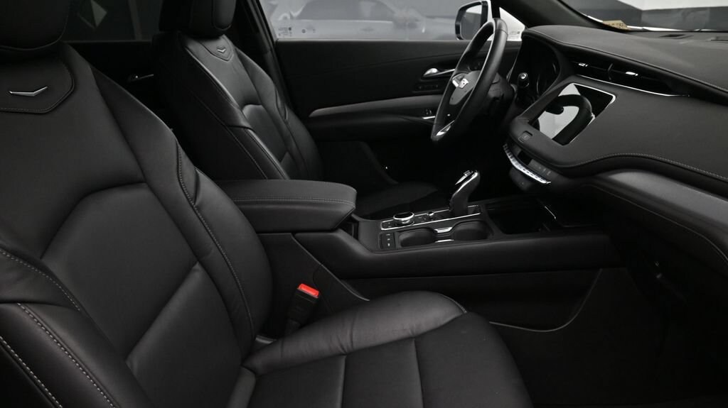 Certified 2023 CADILLAC XT4 FWD Premium Luxury SUV