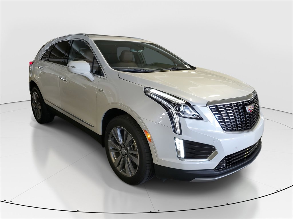 2025 Cadillac XT5 Premium Luxury photo 2