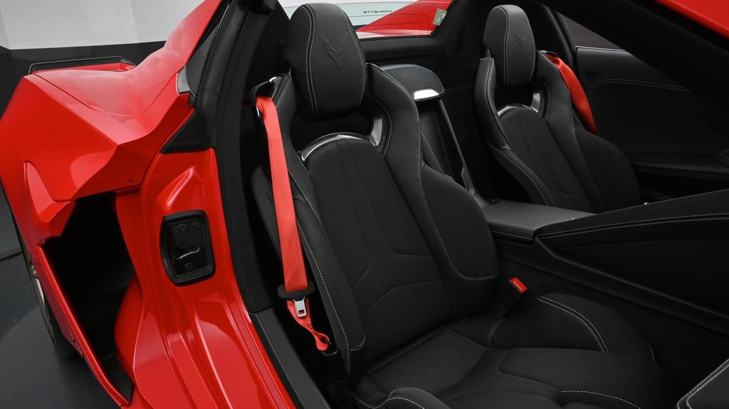 2025 Chevrolet Corvette 1LZ - Photo 16