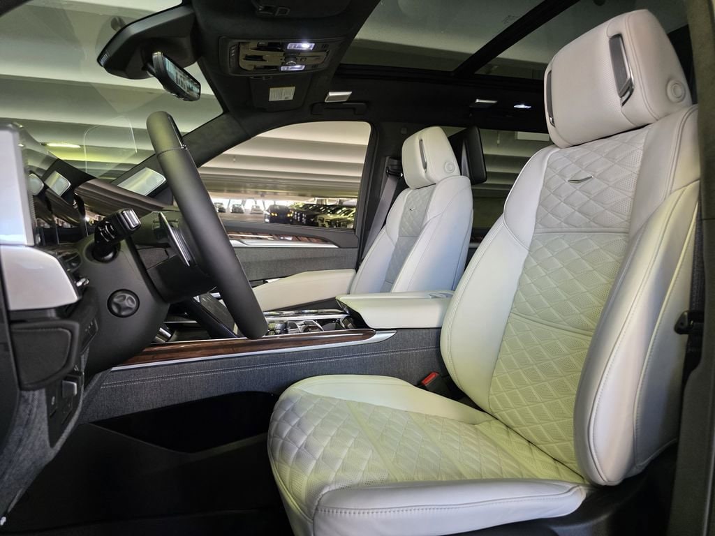 2026 Cadillac Escalade ESV Platinum Sport - Photo 19