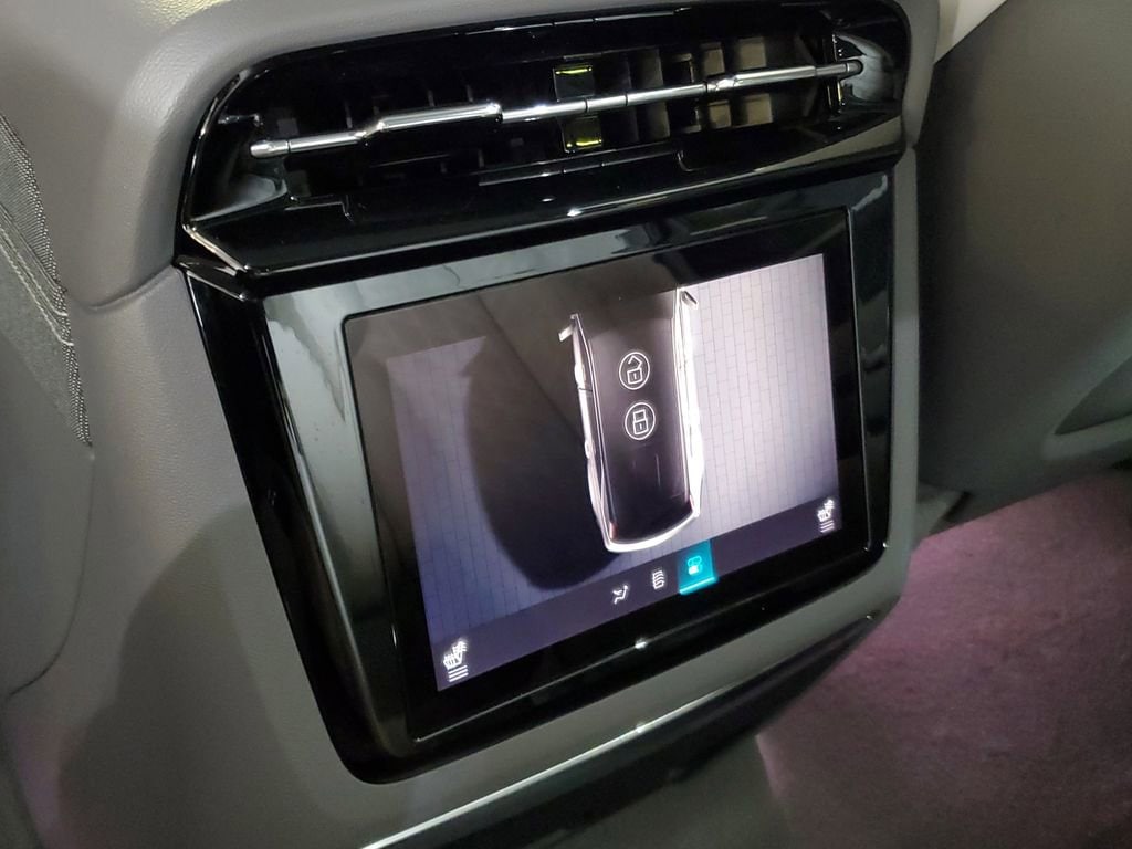 2026 Cadillac Escalade IQ Luxury - Photo 13