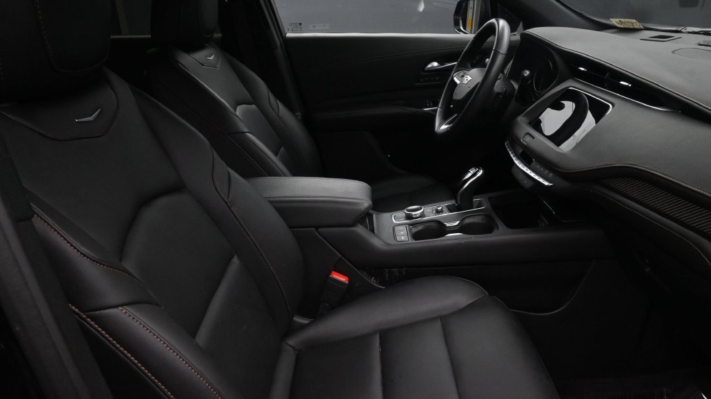 Certified 2023 CADILLAC XT4 FWD Sport SUV