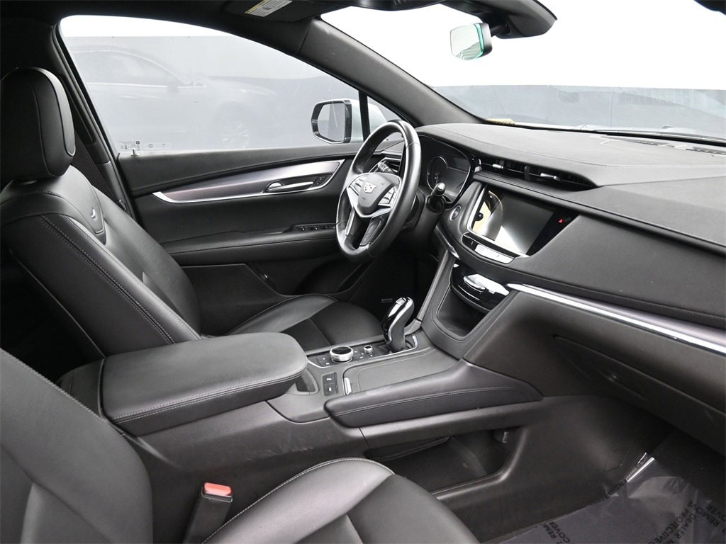 Used 2023 CADILLAC XT5 Luxury SUV