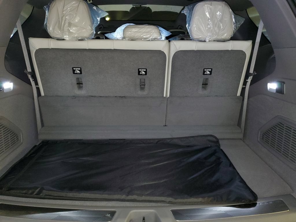 2026 Cadillac Escalade IQL Luxury - Photo 7