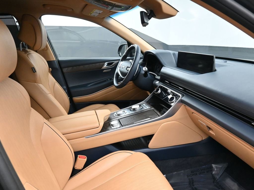 Used 2024 Genesis GV80 NA