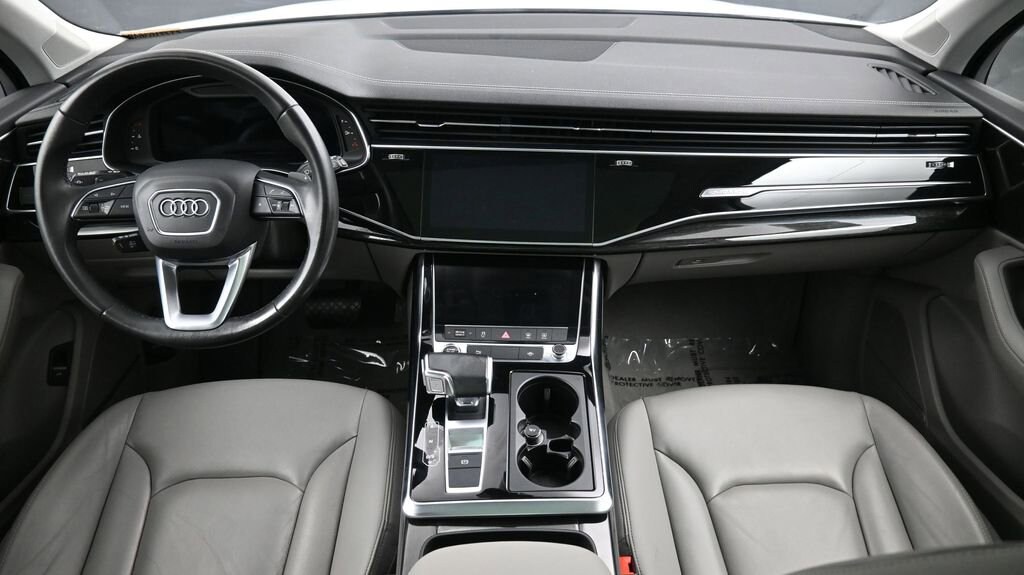 Used 2023 Audi Q7 Premium Plus