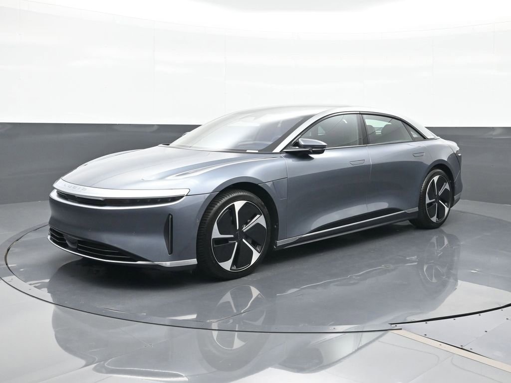 2025 Lucid Air Touring's photo