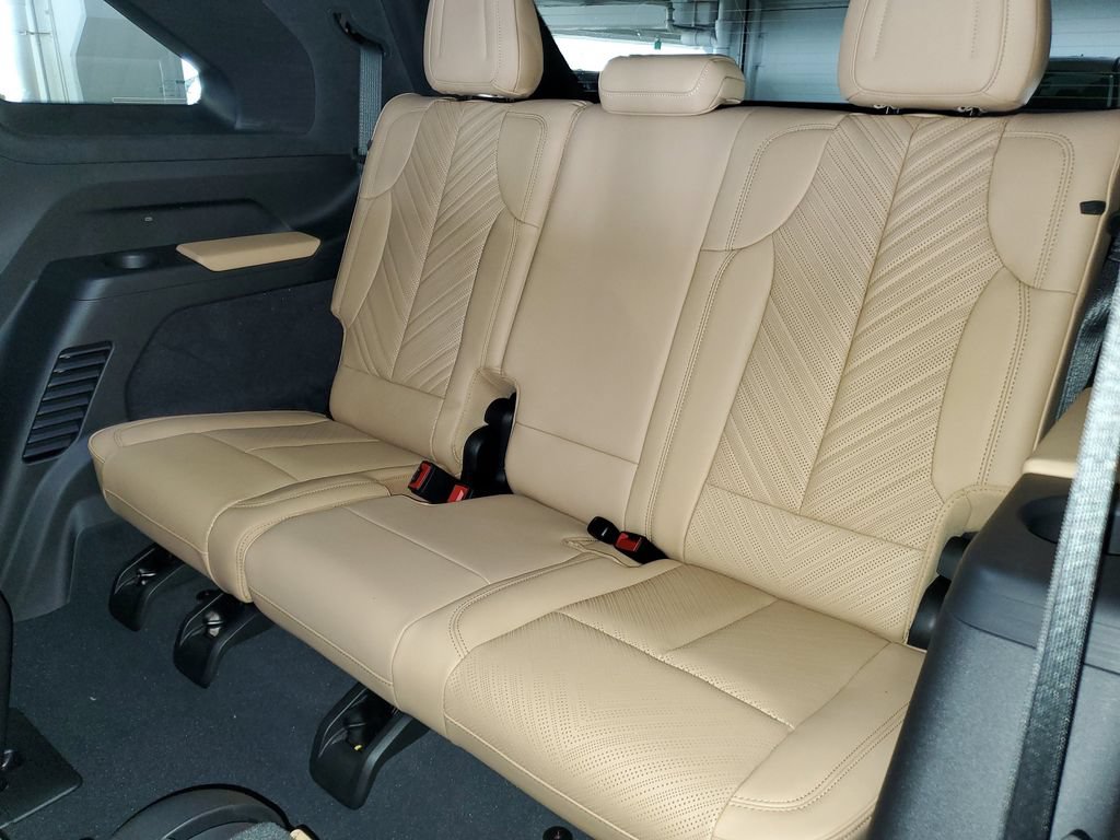 2026 Cadillac Escalade IQ Premium Luxury - Photo 10