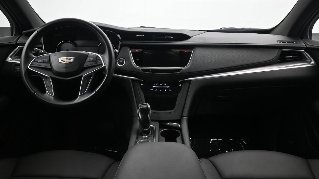 Certified 2023 CADILLAC XT5 FWD Luxury SUV